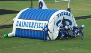 Inflatable sports tunnel